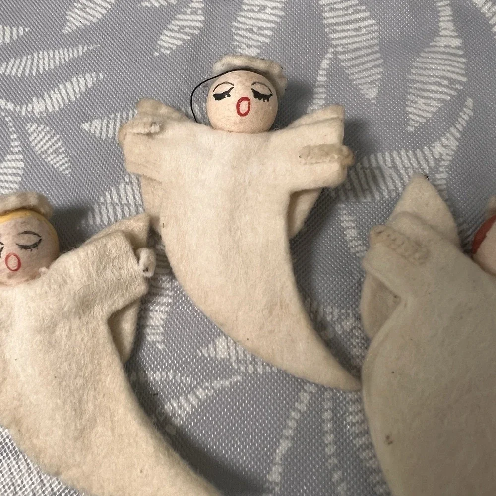 3‎ Vtg Christmas ANGEL Ornaments Spun Cotton~Felt~Chenille Pipe Cleaners